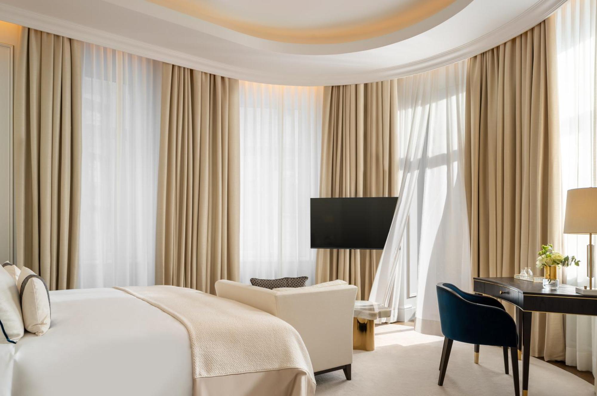 Corinthia Grand Hotel Du Boulevard Bukarest Exteriör bild
